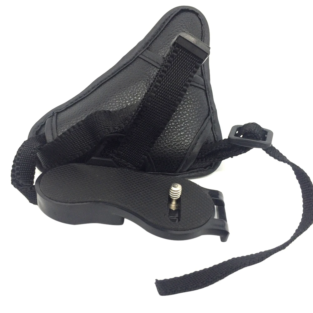 Impugnatura Professionale in M - Camera Strap Leather recensione e prezzo